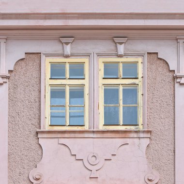 Eski bir binanın pencere. 