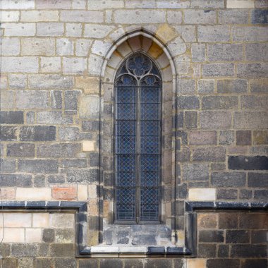 Eski bir binanın pencere. 