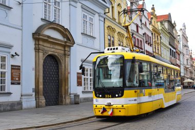 Pilsen, Çek Cumhuriyeti 1 Mayıs 2018: tramvay şehrin sokaklarında.