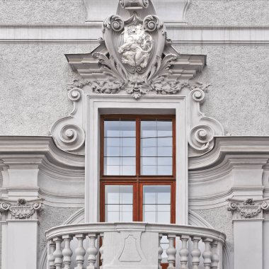 Eski bir binanın pencere. 