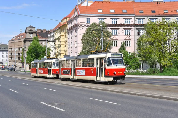 Praha Česká Republika Května 2018 Staré Tramvaje Ulicích Města — Stock fotografie