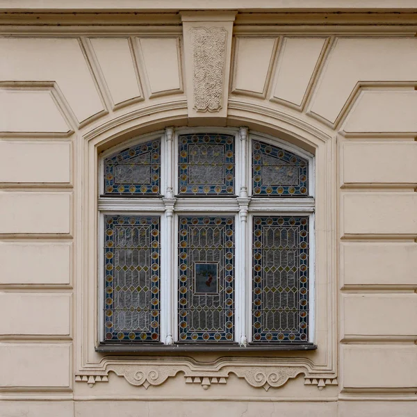 古代の建物の窓 — ストック写真
