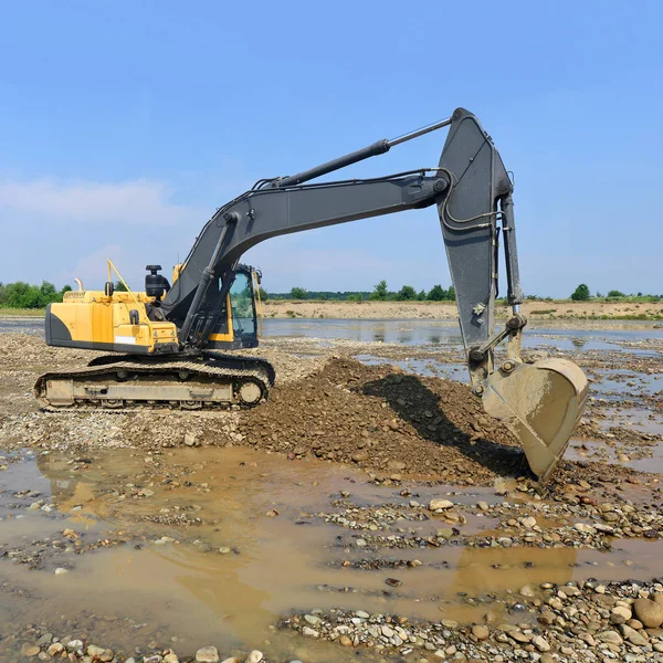 Extracting Loading Gravel Excavated Mainstream River — Stock Photo, Image