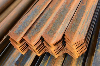 Açı çelik endüstriyel bir peyzaj