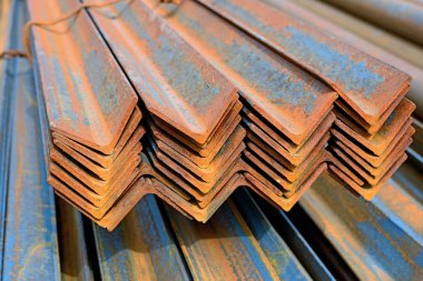 Açı çelik endüstriyel bir peyzaj