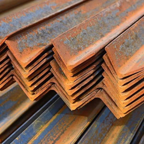 Açı çelik endüstriyel bir peyzaj