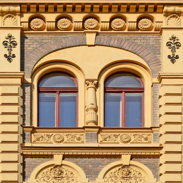 Windows Ancient Building Old Prague 2019 — 스톡 사진