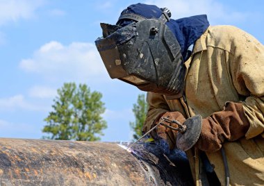 Kaynakçı boru hattı onarım Tarih