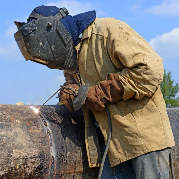 Soudeur Sur Les Réparations Pipeline — Photo