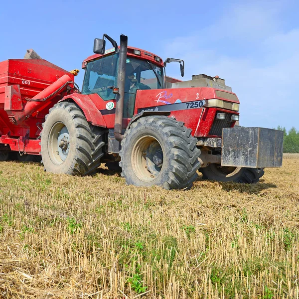 Kalush Ukraine July Modern Tractor Tank Transporting Grain Field Town — Stockfoto