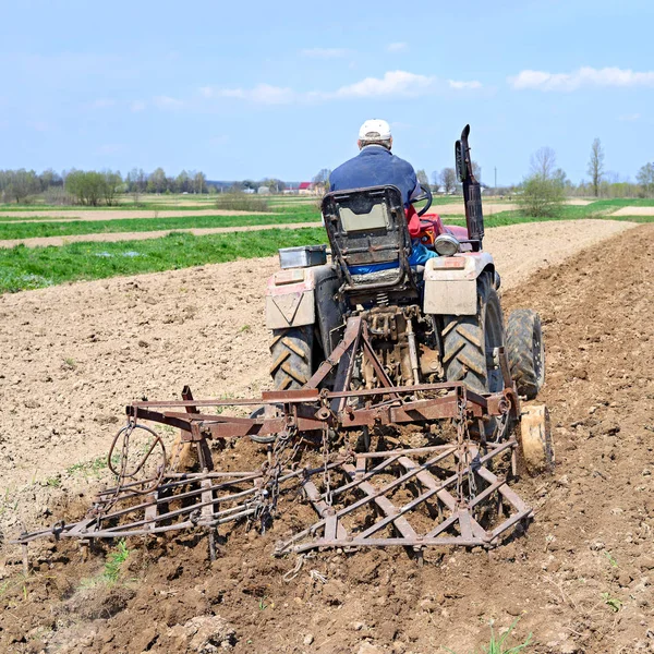 Man Tractor Plowing Field — Stock Fotó