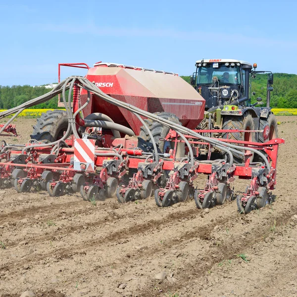 Kalush Ukraine July 2018 Tractor Set Equipment Cultivation Entering Liquid — Zdjęcie stockowe