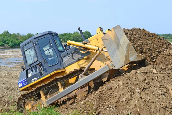 Bulldozer Werkt Steengroeve — Stockfoto