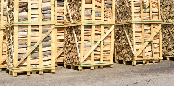 Chipped Fire Wood Packing Pallets — Stock Photo, Image