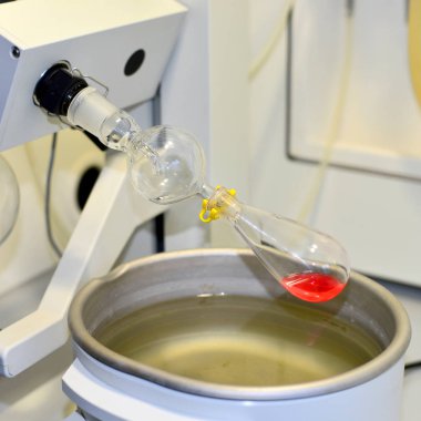 PRAG, CZECH Cumhuriyet - 25 Mayıs 2019: Laboratuvar ekipmanları. Organik ve Biyokimya Enstitüsü