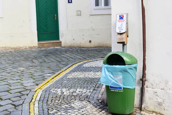 trash bin on the street