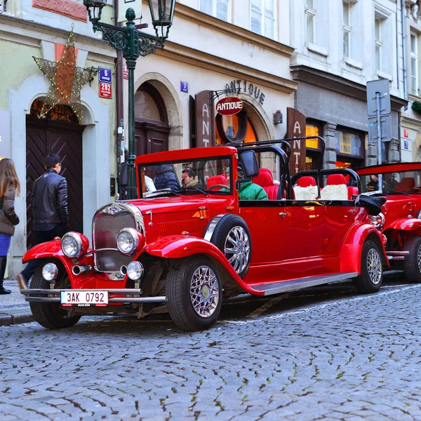 Skhidnytsia Ukraine April 2017 Oldtimer Für Touristische Routen Touristenkomplex — Stockfoto