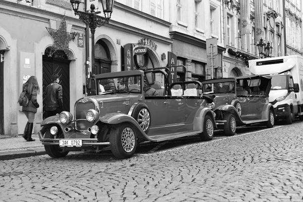 Skhidnytsia Ukraine April 2017 Vintage Car Tourist Routes Tourist Complex — Stockfoto