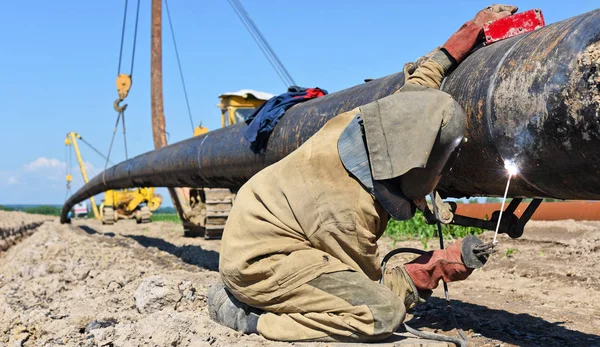 Soudeur Sur Les Réparations Pipeline — Photo