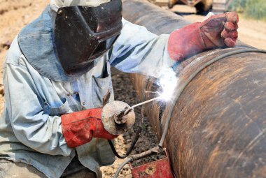 Kaynakçı boru hattı onarım Tarih