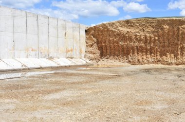 Bir hendek silo depolama siloları