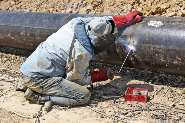 Soudeur Sur Les Réparations Pipeline — Photo