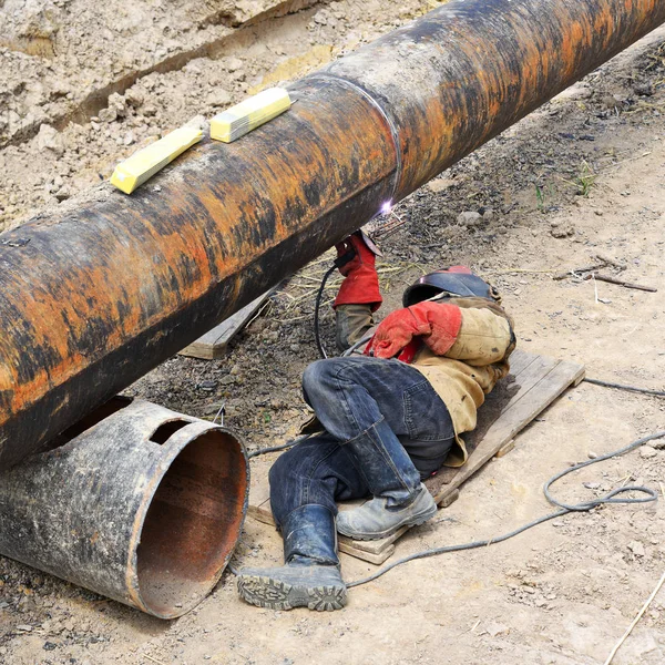 Soudeur Sur Les Réparations Pipeline — Photo
