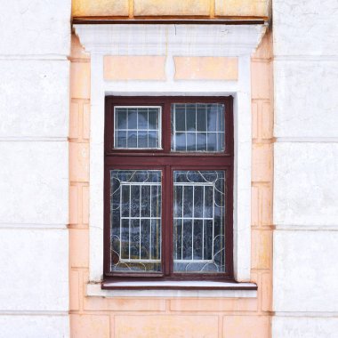 Eski bir binanın pencere. 