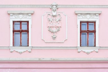 Eski bir binanın pencere. 