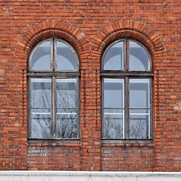 Eski bir binanın pencere. 