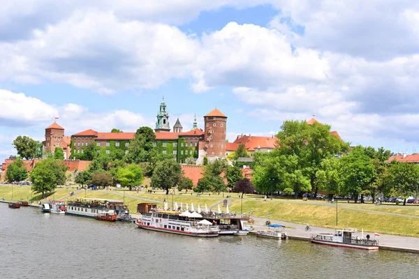 Krakow Republic Poland July 2017 Wawel Royal Castle Вид Моста — стоковое фото