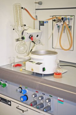 PRAG, CZECH Cumhuriyet - 25 Mayıs 2019: Laboratuvar ekipmanları. Organik ve Biyokimya Enstitüsü