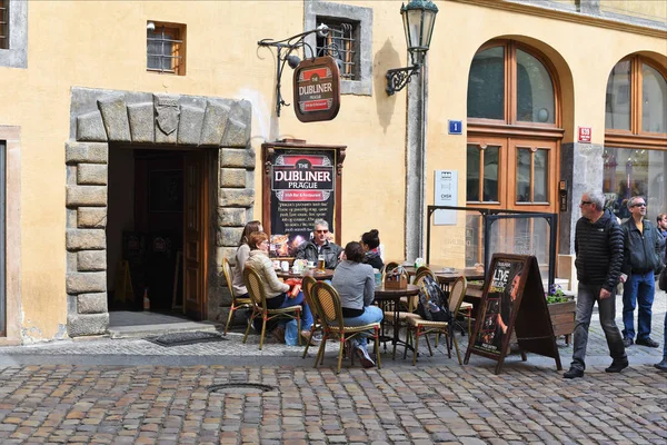 Praga República Checa Mayo 2017 Mesas Restaurante Las Calles Antiguas — Foto de Stock