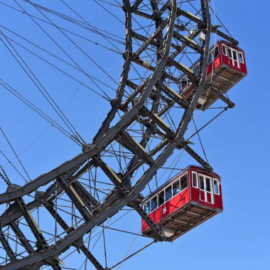Viyana, Avusturya - 2 Mayıs 2017: Viyana Giant Ferris Wheel parçası. Wurstelprater, Prater. Leopoldstadt.