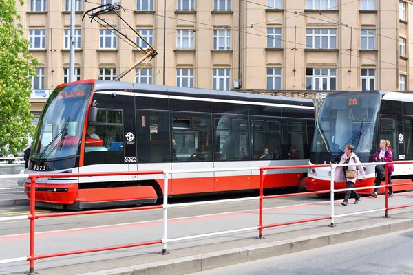 Prague Czech Republic May 2017 Modern Tram Streets City — Stock Photo, Image