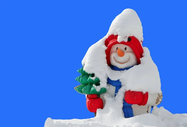 Γηραιού Χιονάνθρωπο Κάτω Από Χιόνι Ενάντια Στον Ουρανό — Φωτογραφία Αρχείου