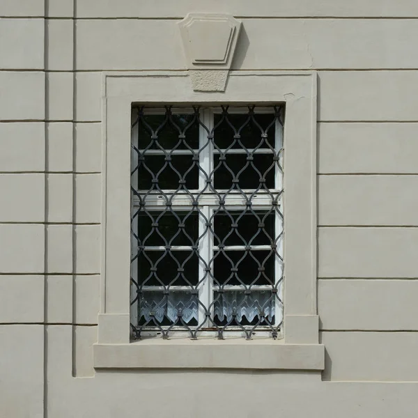 Вікно Решітки Старовинною Будівлею Стара Прага 2018 — стокове фото