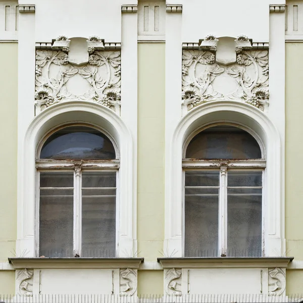 Okna Budynku Dawnej Old Prague 2018 — Zdjęcie stockowe