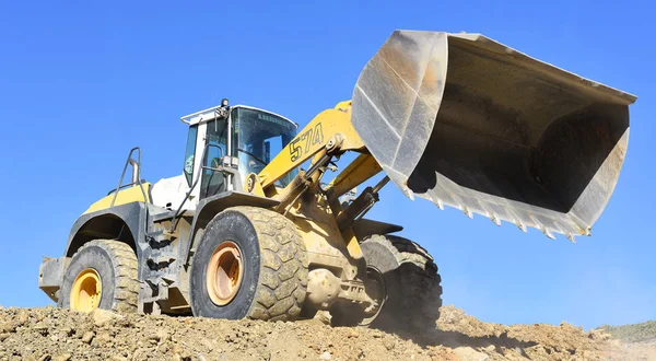 Ucrânia Polyanytsya Outubro 2018 Carregador Rodas Marca Liebherr Canteiro Obras — Fotografia de Stock