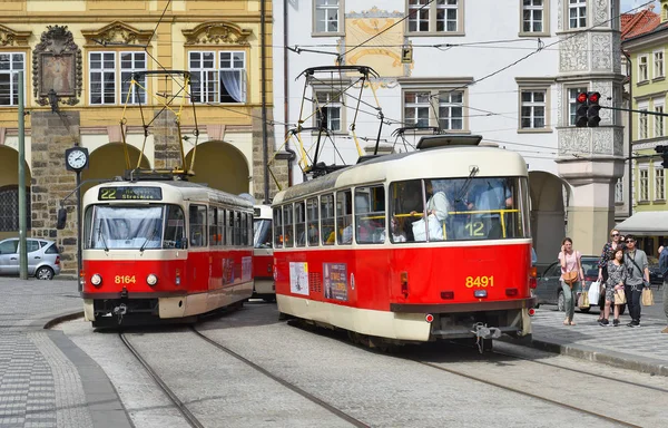 Praha Česká Republika Května 2018 Staré Tramvaje Ulicích Města — Stock fotografie