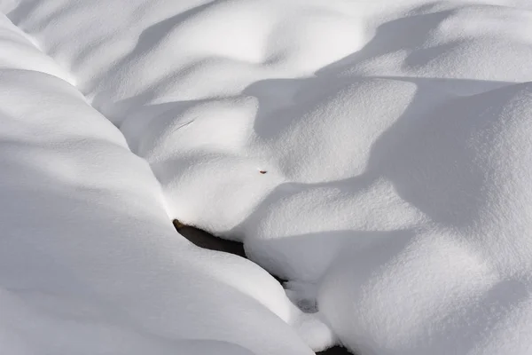 Inverno Ruscello Copertura Neve — Foto Stock