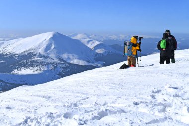 Mount Hoverla, Ukrayna - 11 Şubat 2019: üstündeki dağ Hoverla. Karpatlar.
