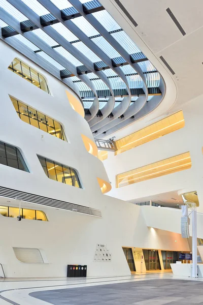 Wiedeń Austria Lutego 2019 Vienna Uniwersytecie Ekonomii Biznesu Gmachu Biblioteki — Zdjęcie stockowe