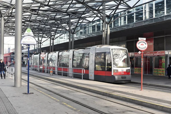 Wien Österrike Februari 2019 Modern Spårvagn Gatorna Staden — Stockfoto