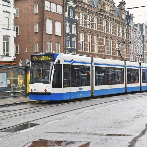 Amsterdam Nederländerna Mars 2019 Modern Spårvagn Gatorna Staden — Stockfoto