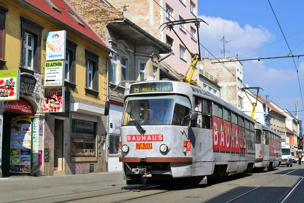 Bratysława Słowacja Marca 2019 Stary Tramwaj Ulicach Miasta — Zdjęcie stockowe