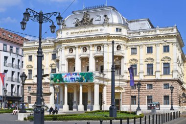 Eski Slovakya Ulusal Tiyatrosu binası