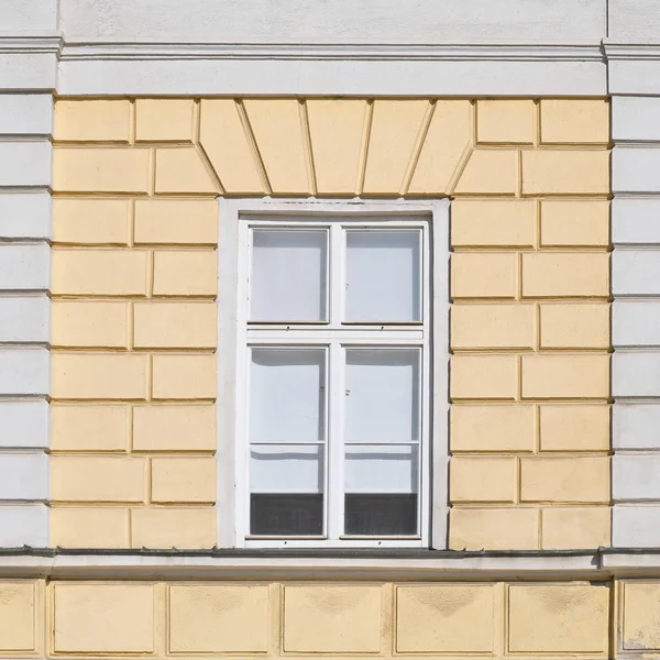 Eski Bir Binanın Penceresi Yaşlı Bratislava 2019 — Stok fotoğraf
