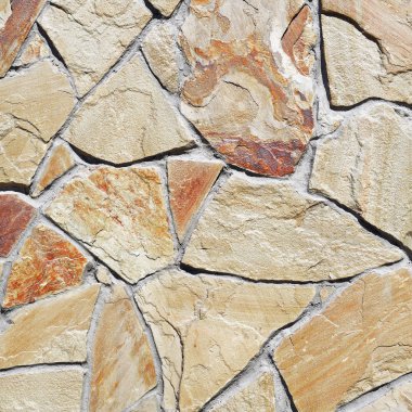 Çatlamış bir taştan bir duvar parçası.