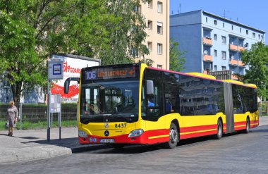 Wroclaw, Polonya Cumhuriyeti - 19 Mayıs 2019: Şehir otobüsü.